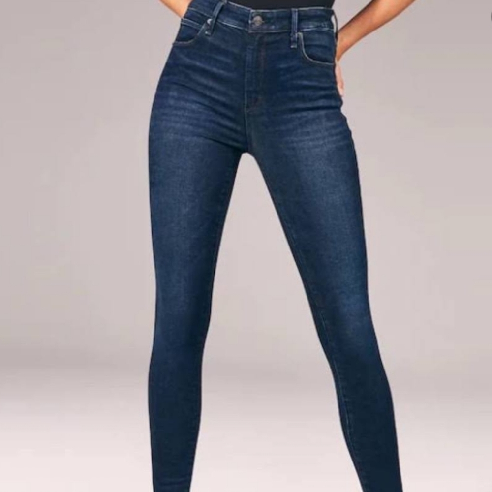 Abeecrombie Sateen Ultra Skinny HighRise Jeans Size 6R